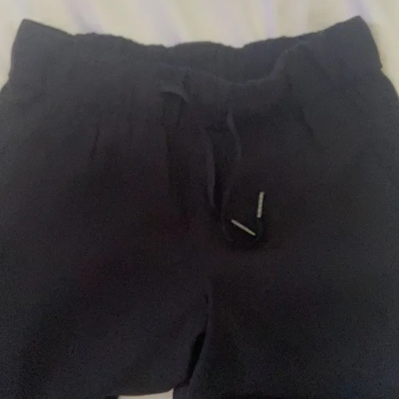 Lululemon On the Fly Pant- Woven (Tall) - Picture 2 of 4